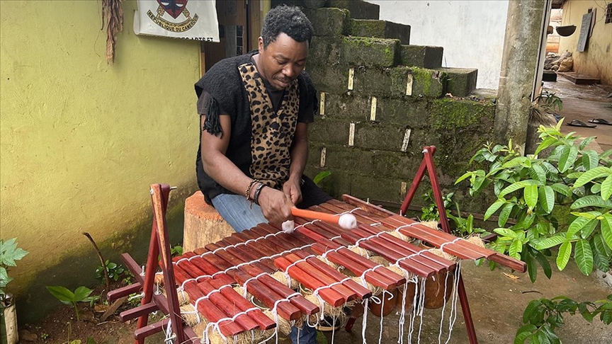 Afrika’nın en eski enstrümanlarından "Balafon" hala törenlerin vazgeçilmezi