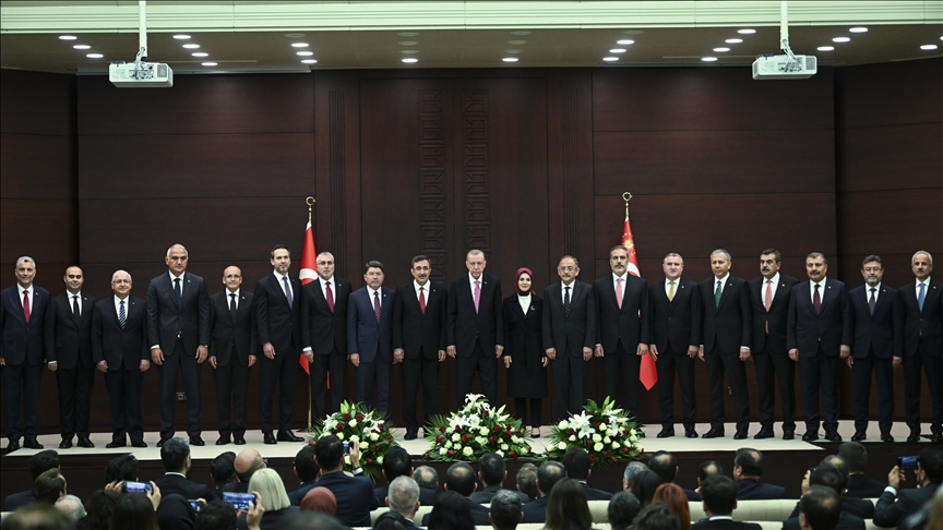 Turkish President Erdogan unveils new Cabinet