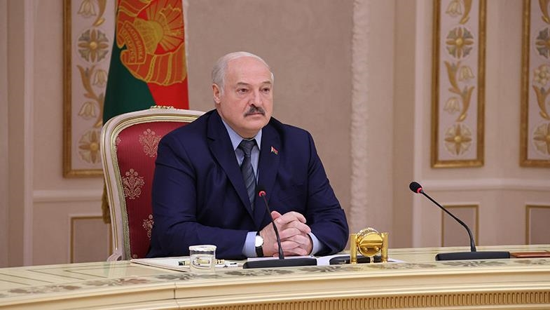 Лукашенко: Минск и Москва пока терпят «выходки безумцев» из Запада