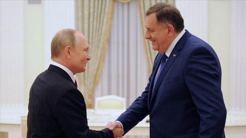Putin odlikovao Dodika Ordenom “Aleksandra Nevskog“