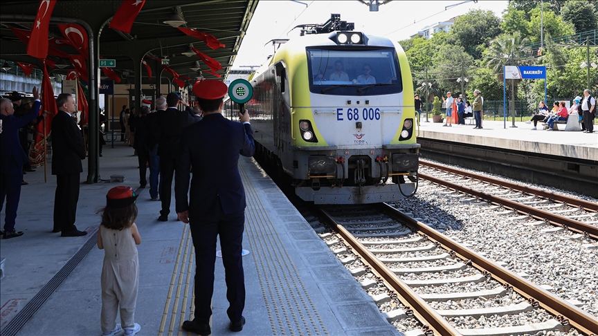 Знаменитый Orient Express прибыл из Парижа в Стамбул
