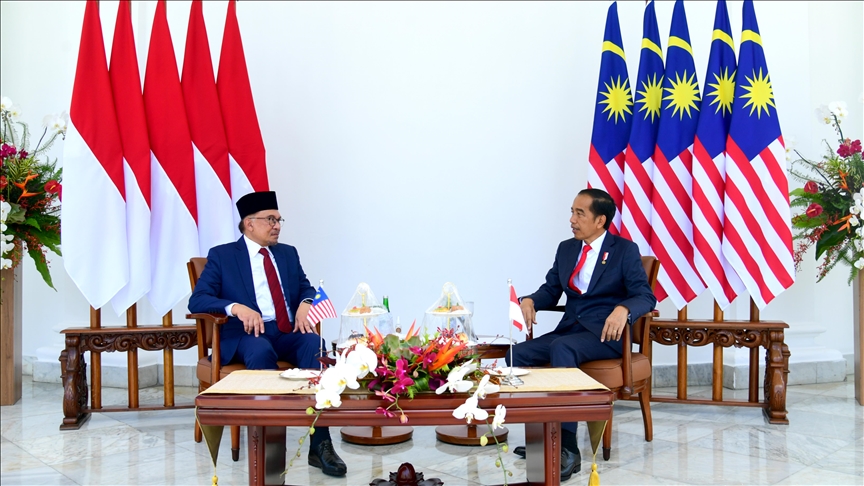 印度尼西亚总统的马来西亚之行希望促进双边关系-Anadolu Agency 印度尼西亚总统的马来西亚之行希望促进双边关系-Anadolu Agency