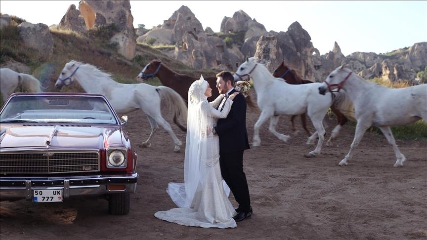 Keindahan alam Cappadocia di Turkiye tarik perhatian penggemar fotografi