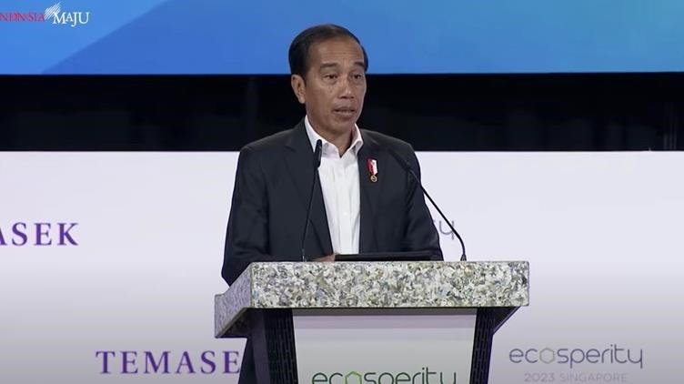 Jokowi tekankan investasi dan pembangunan IKN aman, berjanji akan fasilitasi terbaik