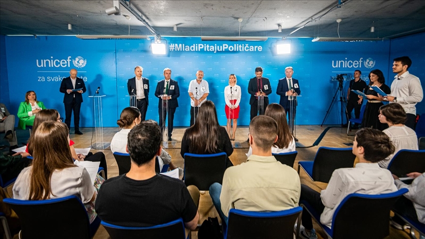 Crna Gora: U susret izborima, mladi postavljali pitanja političarima