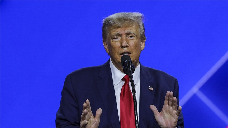 Donald Trump, "gizli belgelerle" ilgili aleyhinde iddianame hazırlandığını söyledi