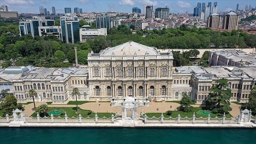 Pallati Dolmabahçe: Simboli i modernizimit të Perandorisë Osmane