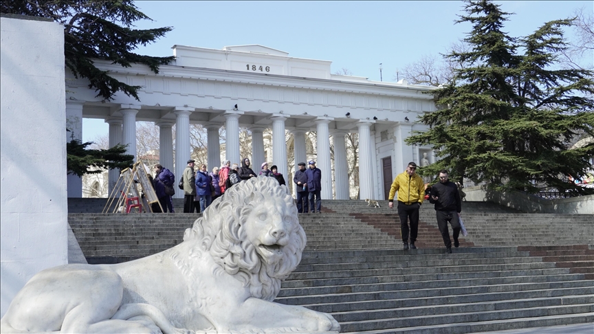 Dutch court says Crimean priceless objects will go back to Ukraine Dutch court says Crimean priceless objects will go back to Ukraine
