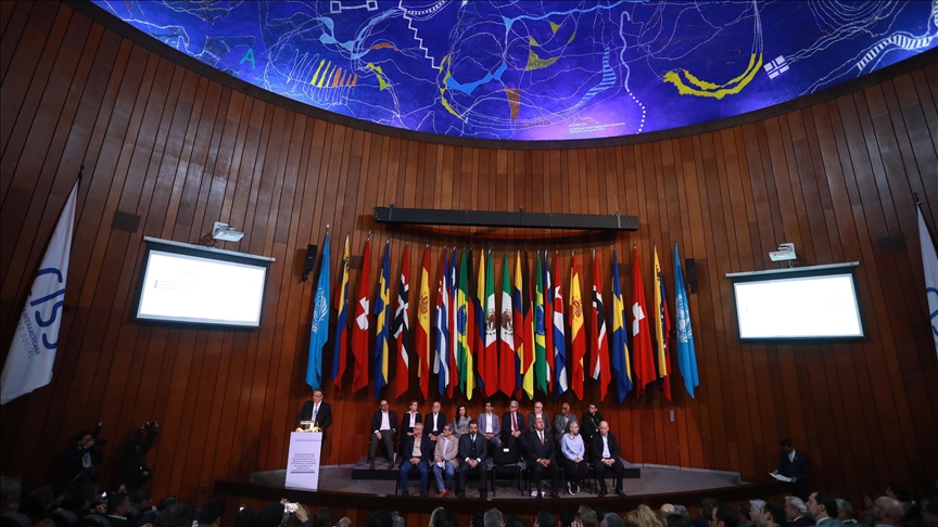 Colombian government, ELN rebels sign ceasefire: what you need to know