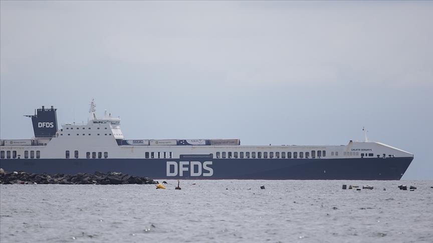 Italija: Turski brod nastavio plovidbu nakon otmice i oslobađanja kod Napulja