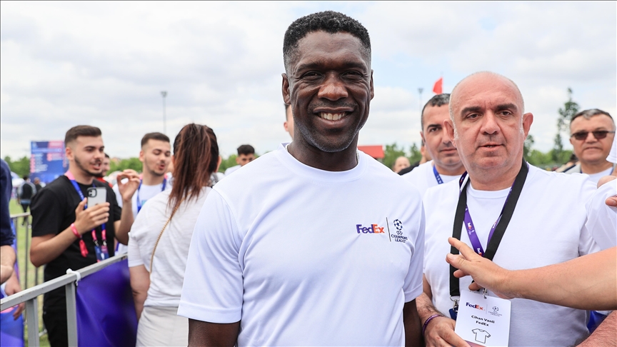 4-time Champions League winner Clarence Seedorf expects 'big fight' in 2023 final