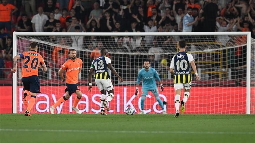 Fenerbahce win Turkish Cup after beating Medipol Basaksehir