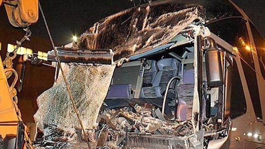 10 dead in bus crash in Australia