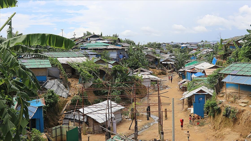 Bangladeş'ten, geri dönüş projesi başarısız olursa Arakanlı Müslümanları geri alma sözü