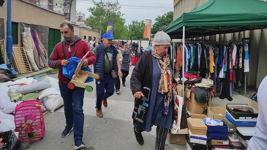 BiH: Na humanitarnom bazaru Pomozi.ba pregršt zanimljivih stvari