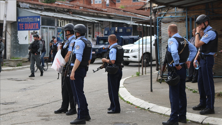 US calls on Serbia to release Kosovar policemen