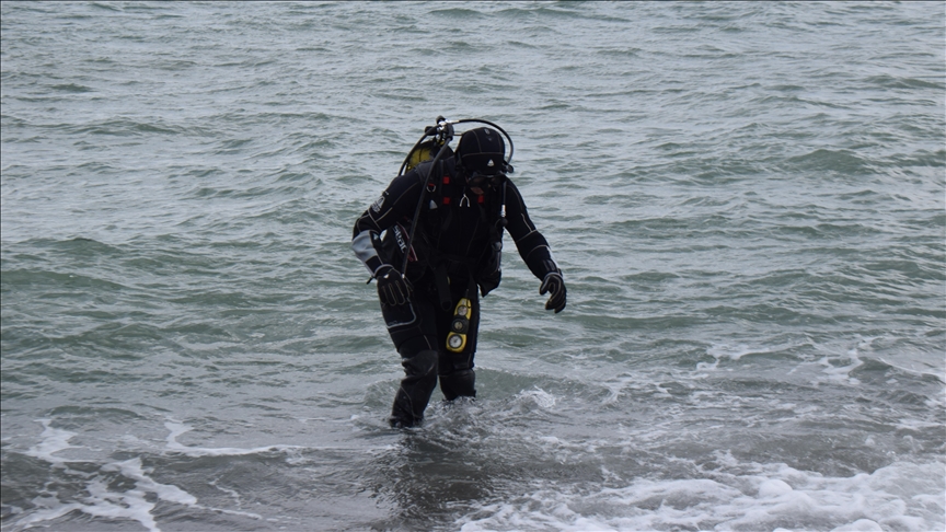 Japan saves 7 missing divers off Okinawa