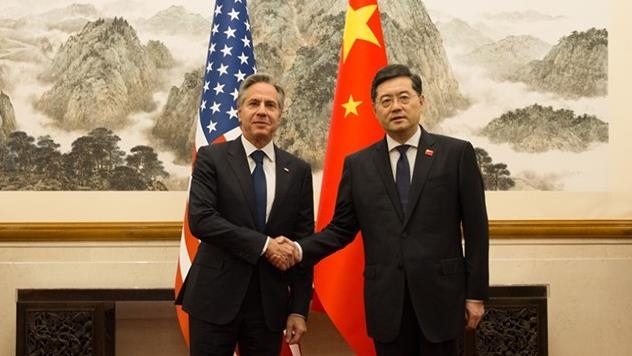 미국 고위 외교관의 중국 방문은 “수치스러운 구걸 여행”이라고 북한 분석가가 말했습니다.