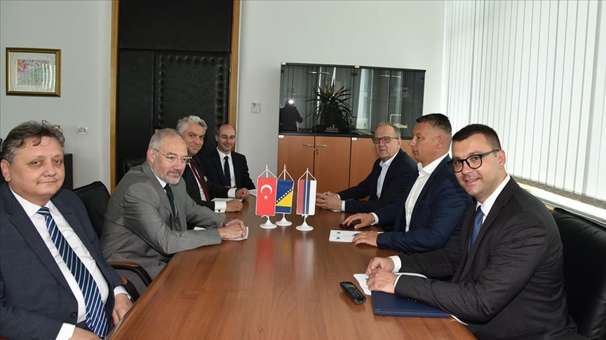 BiH: Nešić razgovarao s turskim ambasadorom Girginom