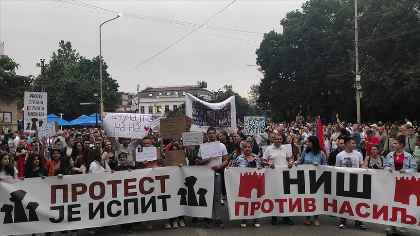 Poruka s protesta "Niš protiv nasilja": Borićemo se za bolje društvo i ostaćemo ovde