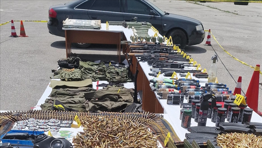 На севере Косово конфисковано большое количество оружия и боеприпасов