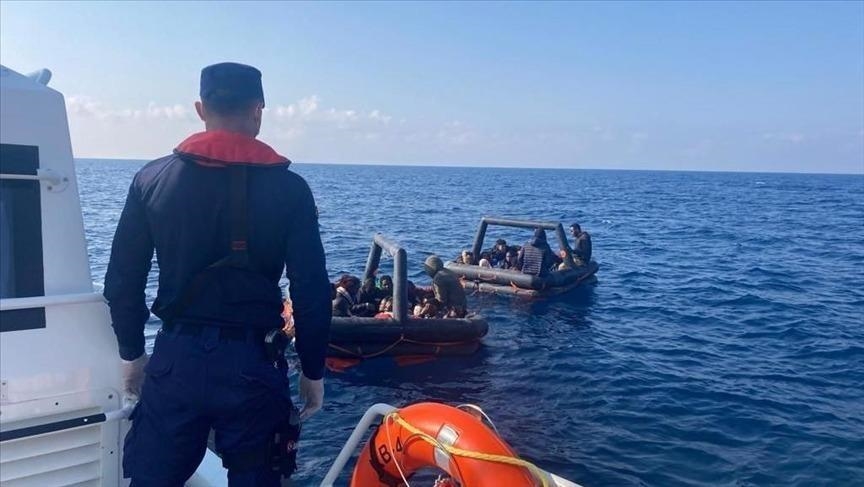 Türkiye rescued 35 forced irregular migrants