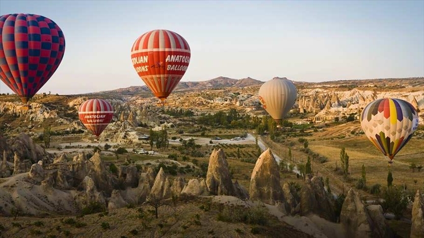تركيا: السياحة نفطنا ونهدف لعوائد 56 مليار دولار في 2023