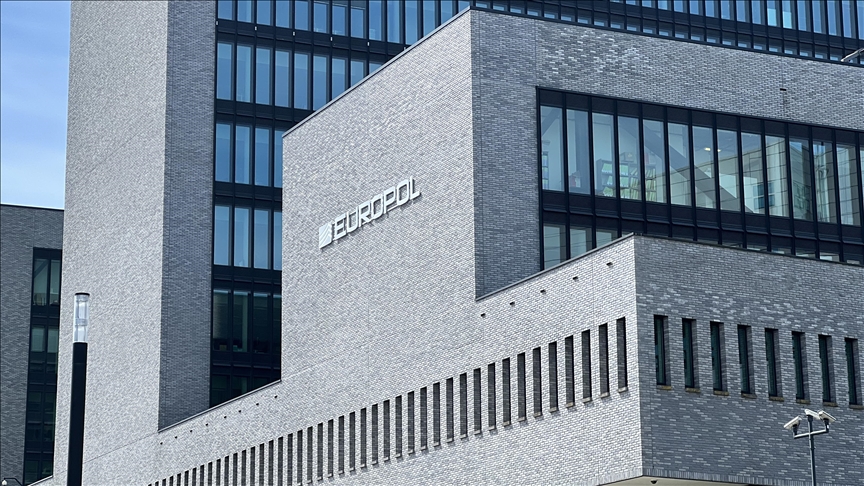 Europol, organize suç örgütlerine yönelik operasyonda 6 bin 558 kişinin gözaltına alındığını bildirdi