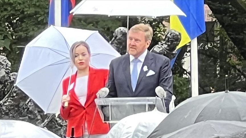 Hollanda Kralı Willem Alexander, ülkesinin kölelikteki rolü nedeniyle özür diledi