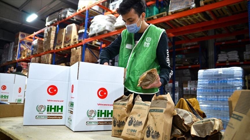 Турецкий фонд IHH раздал жертвенное мясо 3 млн нуждающимся