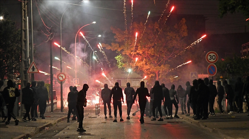 Во Франции совершили нападение на дом мэра города Л'Э-ле-Роз