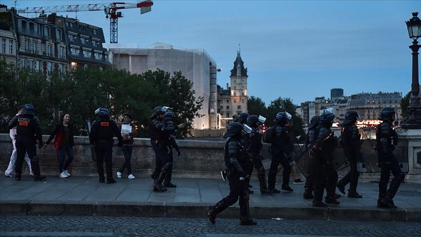 Fifth night of Paris protests witness clashes between police, demonstrators Fifth night of Paris protests witness clashes between police, demonstrators