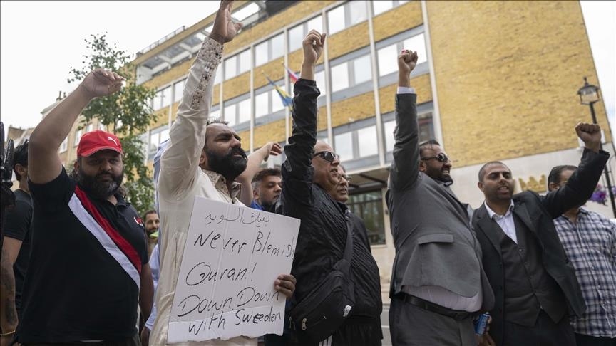 Londres : Manifestation de protestation suite à l'autodafé du Coran en Suède