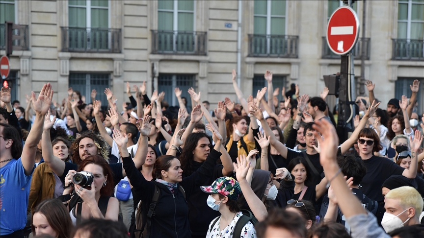 French youth hopes for change in police behavior after killing of teen