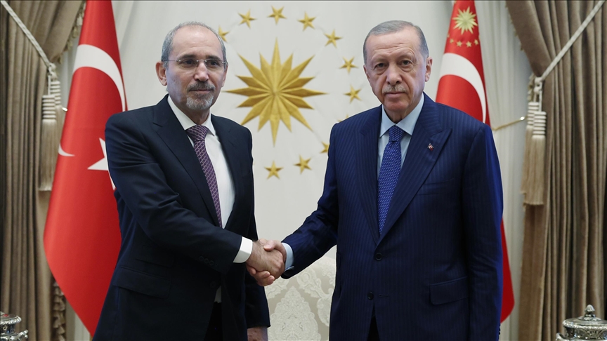 Turkish president receives Jordanian deputy prime minister for talks