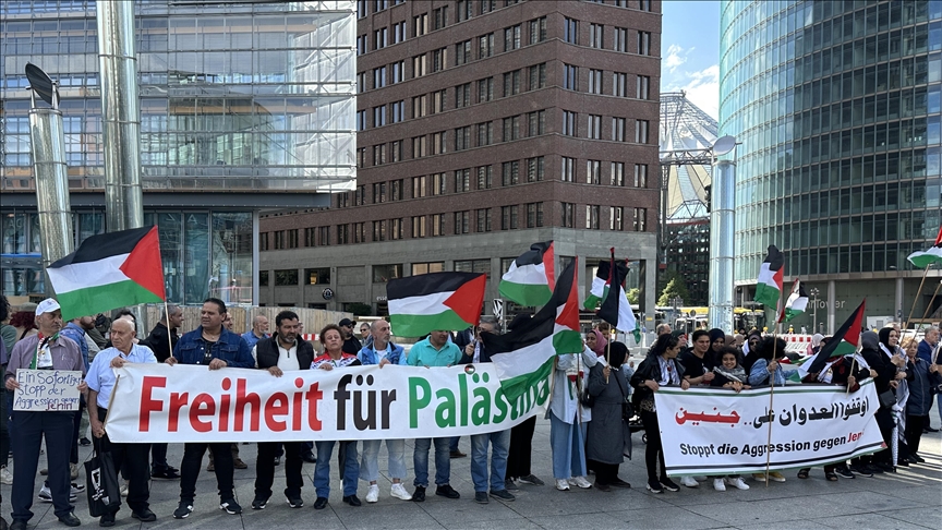 Germany: Protests against Israeli attacks on Jenin held in Berlin