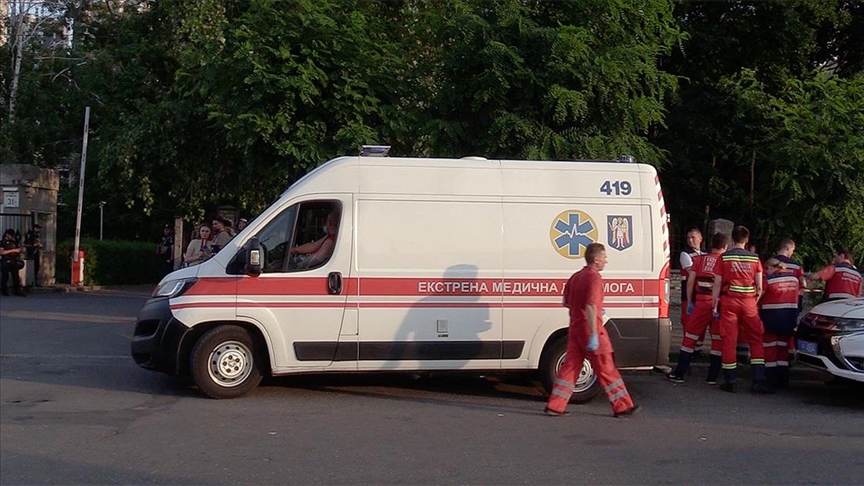 Ukrayna'nın başkenti Kiev'deki mahkeme binasında patlama meydana geldi