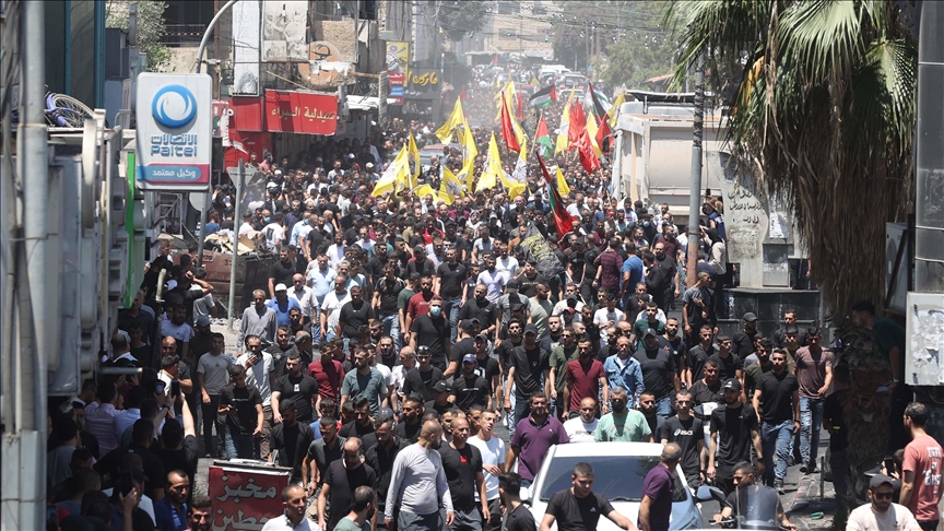 Thousands bid farewell to 10 Palestinians killed by Israeli fire in Jenin