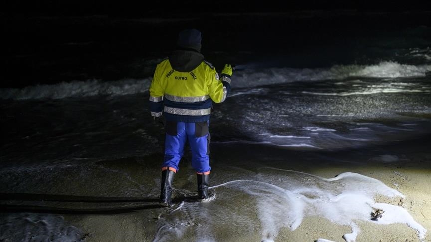 Nearly 1,000 migrants died trying to reach Spain in first half of 2023