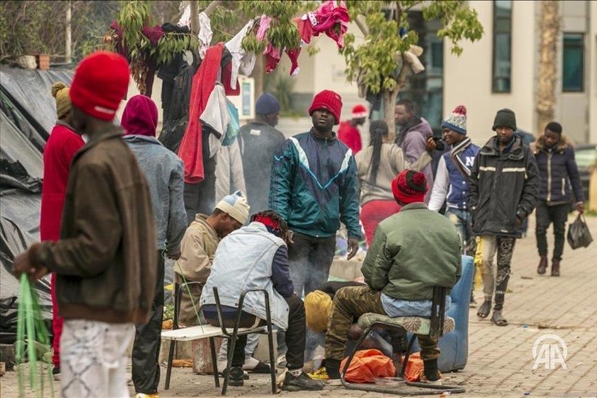 Tunisie : Un parti d'opposition appelle à "rejeter le racisme" après la mort d'un Tunisien à Sfax