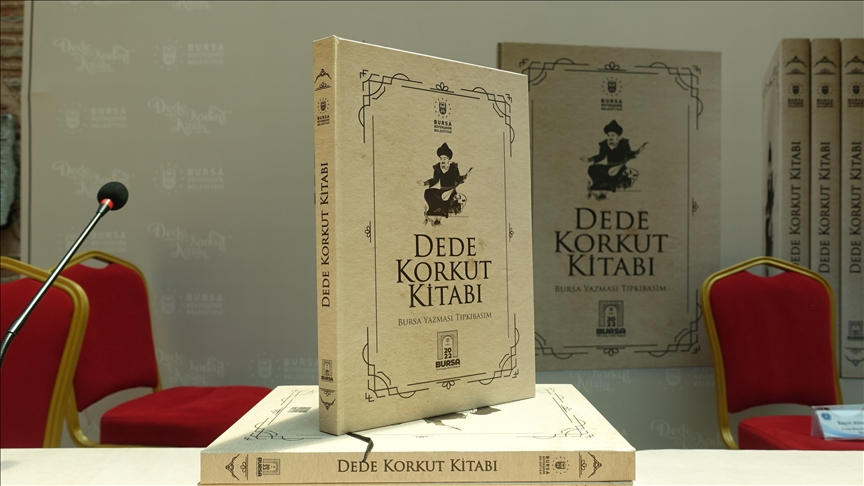 "Dede Korkut Kitabı Bursa Yazması"nın tıpkıbasımı yayınlandı