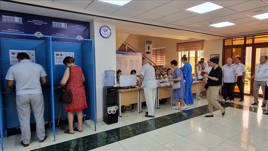 Voting begins for early presidential election in Uzbekistan Voting begins for early presidential election in Uzbekistan