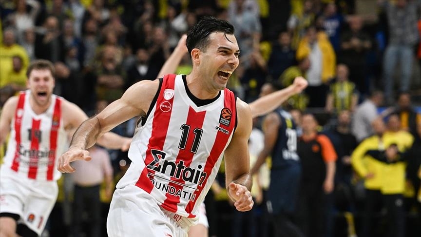 Panathinaikos confirms signing of Kostas Sloukas from Olympiacos