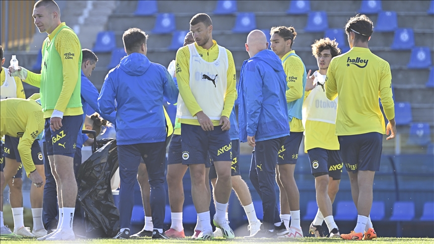 Fenerbahçe'nin Rusya'da sezon hazırlıkları sürüyor