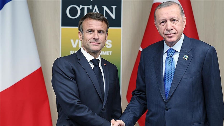 Cumhurbaşkanı Erdoğan, Fransa Cumhurbaşkanı Macron ile bir araya geldi