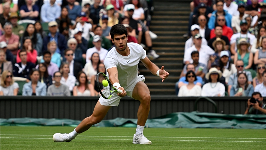 Alcaraz to take on Rune in Wimbledon quarterfinals