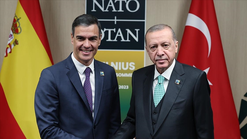 Los presidentes de Türkiye y el Gobierno de España se reúnen al margen de cumbre de la OTAN