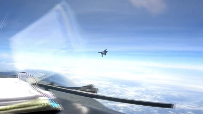 Russia prevents Norwegian spy plane from crossing its border