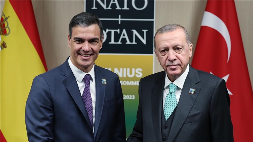 Turkish President Erdogan meets Spanish Premier Sanchez at NATO summit