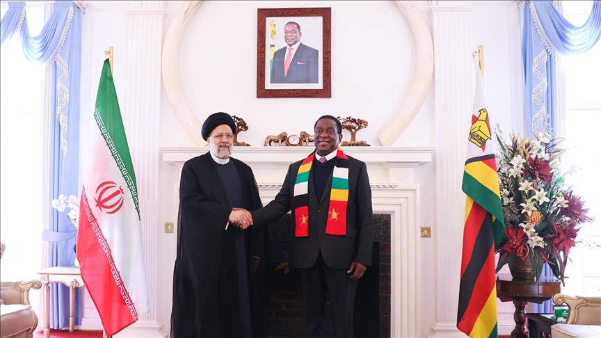 Visiting Iranian president inks economic deals with Zimbabwe